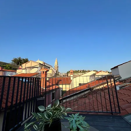 Piraneo Apartments Exterior photo