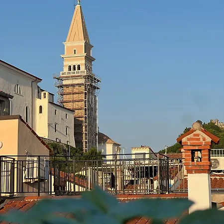 Piraneo Apartments Exterior photo