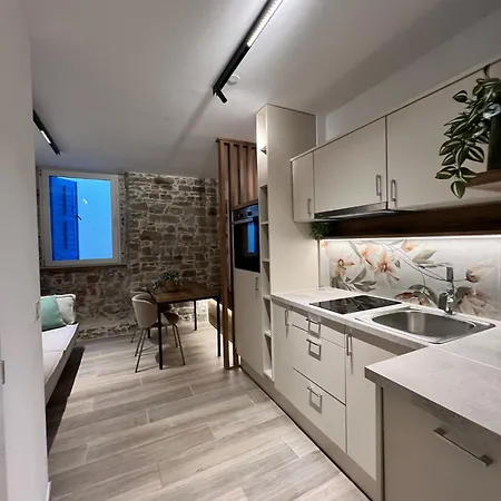 Piraneo Apartments Exterior photo